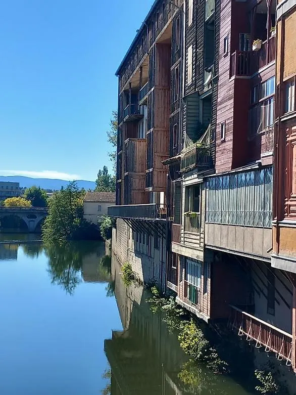 ベッド・アンド・ブレックファスト Chambre D'Hote La Passerelle マザメ